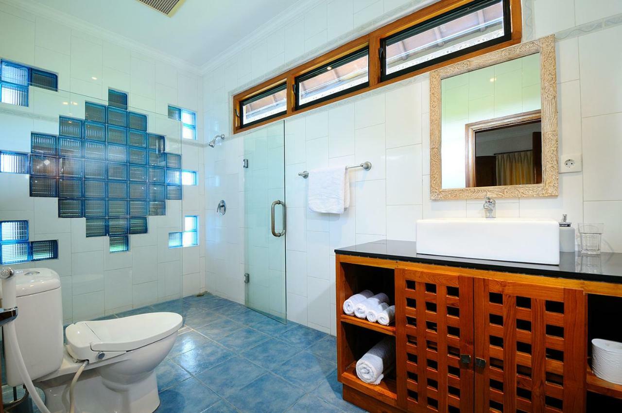 Villa Mimpi - Peaceful Oasis At Legian Beach Exterior photo