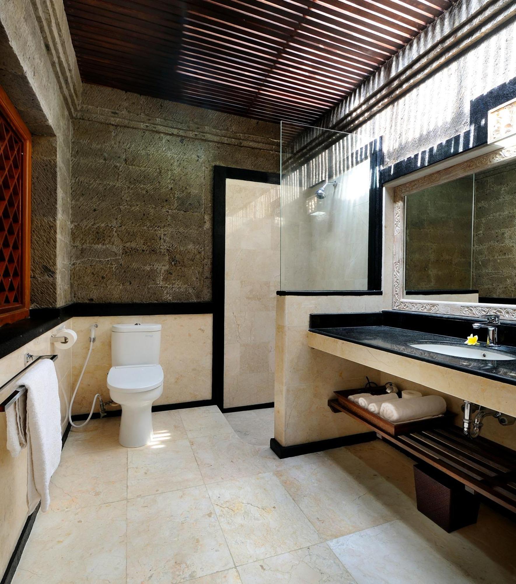 Villa Mimpi - Peaceful Oasis At Legian Beach Exterior photo